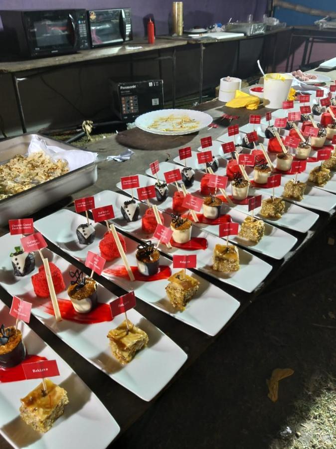 Beyzaa Hotel And Suites Kolkata Ngoại thất bức ảnh