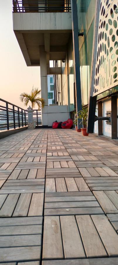 Beyzaa Hotel And Suites Kolkata Ngoại thất bức ảnh